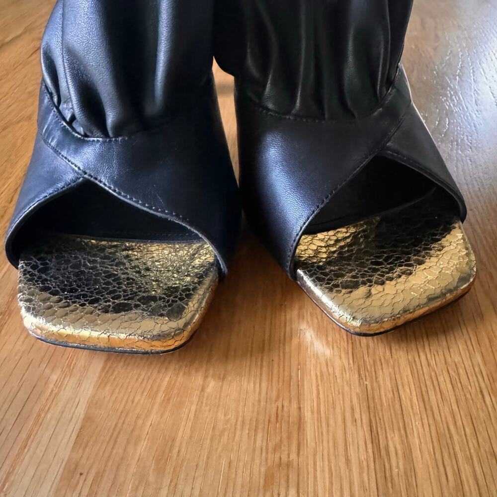 Dee Ocleppo Flutter Leather Ruffle Black Gold Open Toe Slingback Heel Size 10 - Picture 10 of 13